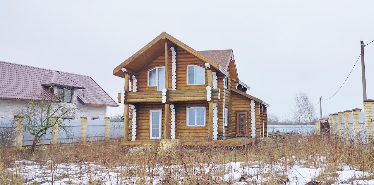 Дом 177 м² на участке 11 сот.